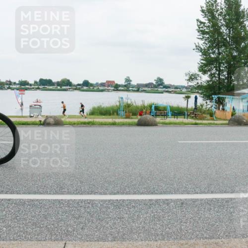 21.06.2025 - 27. Vierlanden-Triathlon H.Heesch http://msf.ph/oto/8004011 15.06.2025 12:57:52 Radfahren 1049, 1050, 1051, 1052 meine-sportfotos.de