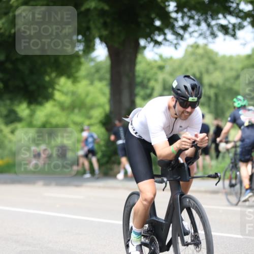15.06.2025 - 7 Türme Triathlon Yannick Fuchs http://msf.ph/oto/8004016 15.06.2025 13:17:12 Radfahren 397, 445, 541, 566, 756, 893, 1039, 1062 meine-sportfotos.de