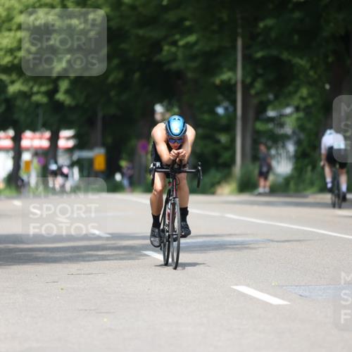 15.06.2025 - 7 Türme Triathlon Yannick Fuchs http://msf.ph/oto/8004020 15.06.2025 12:35:14 Radfahren 281, 652 meine-sportfotos.de