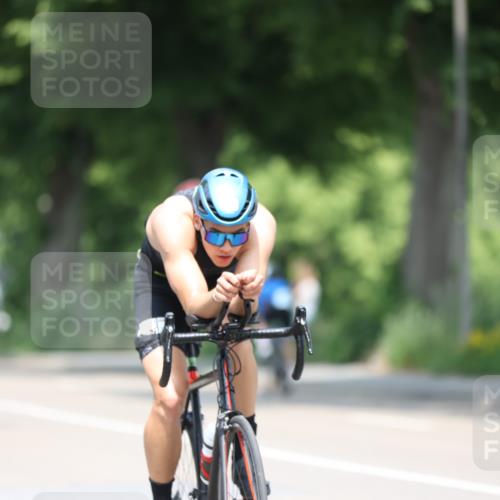 15.06.2025 - 7 Türme Triathlon Yannick Fuchs http://msf.ph/oto/8004063 15.06.2025 12:35:16 Radfahren 281, 652 meine-sportfotos.de