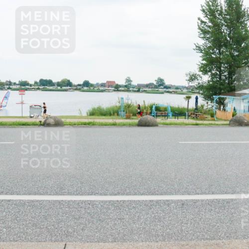 21.06.2025 - 27. Vierlanden-Triathlon H.Heesch http://msf.ph/oto/8004139 15.06.2025 12:58:16 Radfahren 1125 meine-sportfotos.de
