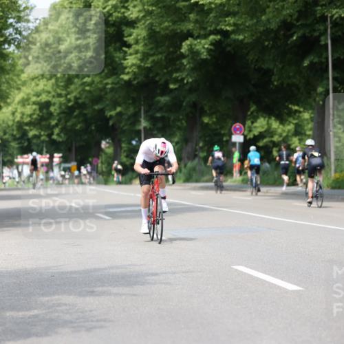 15.06.2025 - 7 Türme Triathlon Yannick Fuchs http://msf.ph/oto/8004168 15.06.2025 13:17:17 Radfahren 397, 541, 756, 819, 823 meine-sportfotos.de