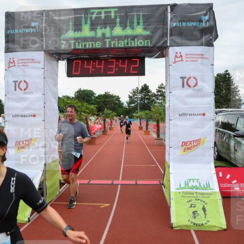 15.06.2025 - 7 Türme Triathlon Michael Strokosch http://msf.ph/oto/8004212 15.06.2025 14:43:42 Ziel 333, 486, 534 meine-sportfotos.de