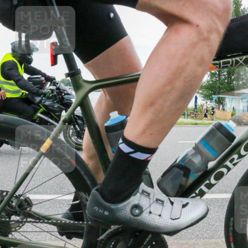 21.06.2025 - 27. Vierlanden-Triathlon H.Heesch http://msf.ph/oto/8004213 15.06.2025 12:58:36 Radfahren 1127 meine-sportfotos.de