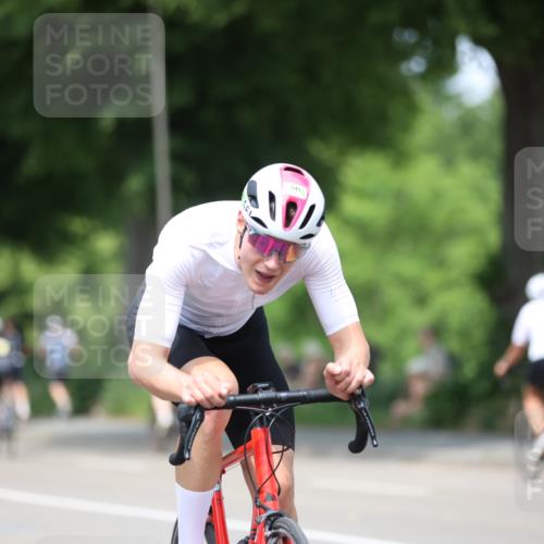 15.06.2025 - 7 Türme Triathlon Yannick Fuchs http://msf.ph/oto/8004223 15.06.2025 13:17:18 Radfahren 397, 541, 756, 819, 823 meine-sportfotos.de