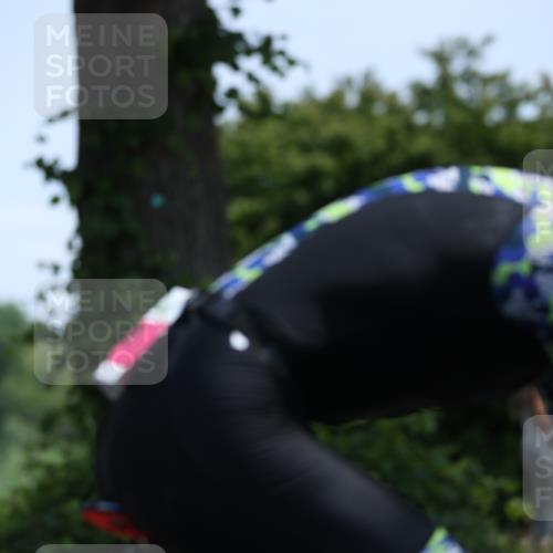 15.06.2025 - 7 Türme Triathlon Yannick Fuchs http://msf.ph/oto/8004233 15.06.2025 12:35:47 Radfahren 280, 522 meine-sportfotos.de