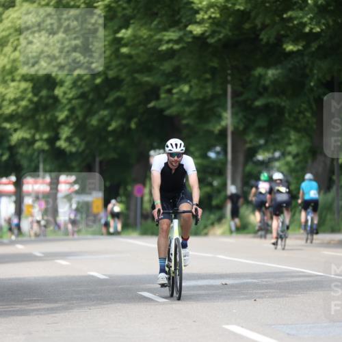 15.06.2025 - 7 Türme Triathlon Yannick Fuchs http://msf.ph/oto/8004329 15.06.2025 13:17:21 Radfahren 541, 819, 823 meine-sportfotos.de