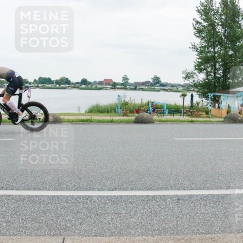 21.06.2025 - 27. Vierlanden-Triathlon H.Heesch http://msf.ph/oto/8004378 15.06.2025 12:58:53 Radfahren 1102, 1124, 1145, 1158 meine-sportfotos.de