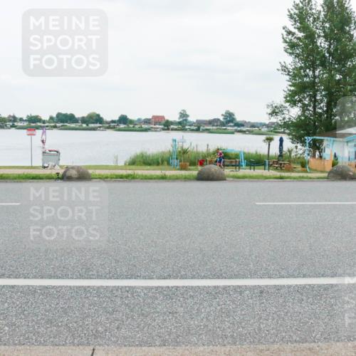 21.06.2025 - 27. Vierlanden-Triathlon H.Heesch http://msf.ph/oto/8004383 15.06.2025 12:58:53 Radfahren 1102, 1124, 1145, 1158 meine-sportfotos.de