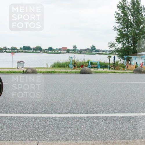21.06.2025 - 27. Vierlanden-Triathlon H.Heesch http://msf.ph/oto/8004456 15.06.2025 12:59:23 Radfahren 1053, 1054, 1055, 1056, 1103, 1153 meine-sportfotos.de