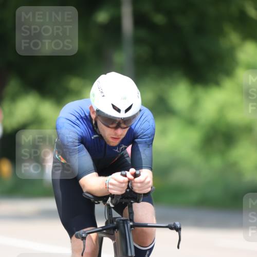 15.06.2025 - 7 Türme Triathlon Yannick Fuchs http://msf.ph/oto/8004631 15.06.2025 12:36:06 Radfahren 276, 333 meine-sportfotos.de