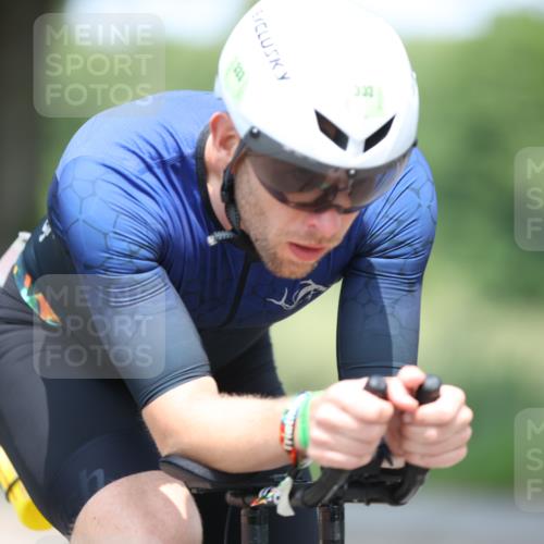 15.06.2025 - 7 Türme Triathlon Yannick Fuchs http://msf.ph/oto/8004665 15.06.2025 12:36:07 Radfahren 220, 276, 333 meine-sportfotos.de