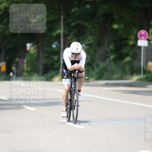 15.06.2025 - 7 Türme Triathlon Yannick Fuchs http://msf.ph/oto/8004698 15.06.2025 12:36:13 Radfahren 220 meine-sportfotos.de