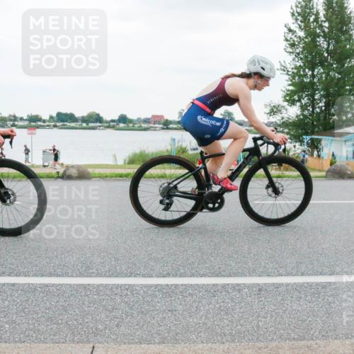 21.06.2025 - 27. Vierlanden-Triathlon H.Heesch http://msf.ph/oto/8004709 15.06.2025 13:00:08 Radfahren 1065, 1066, 1067, 1068, 1115 meine-sportfotos.de