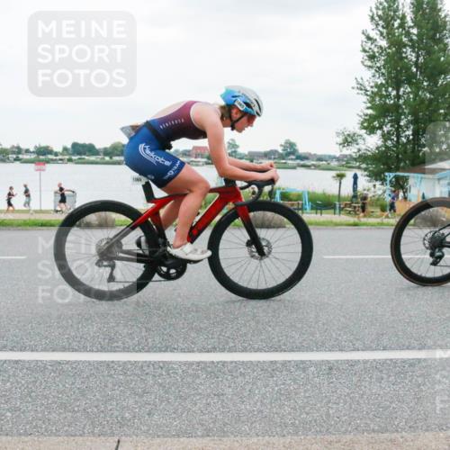21.06.2025 - 27. Vierlanden-Triathlon H.Heesch http://msf.ph/oto/8004720 15.06.2025 13:00:08 Radfahren 1065, 1066, 1067, 1068, 1115 meine-sportfotos.de
