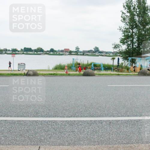 21.06.2025 - 27. Vierlanden-Triathlon H.Heesch http://msf.ph/oto/8004738 15.06.2025 13:00:19 Radfahren 1136, 1155 meine-sportfotos.de