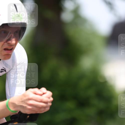15.06.2025 - 7 Türme Triathlon Yannick Fuchs http://msf.ph/oto/8004760 15.06.2025 12:36:14 Radfahren 220, 667 meine-sportfotos.de