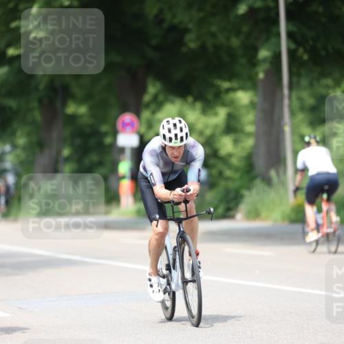 15.06.2025 - 7 Türme Triathlon Yannick Fuchs http://msf.ph/oto/8004777 15.06.2025 13:17:39 Radfahren 543, 574, 590, 666, 764, 800, 850 meine-sportfotos.de