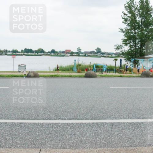 21.06.2025 - 27. Vierlanden-Triathlon H.Heesch http://msf.ph/oto/8004800 15.06.2025 13:00:30 Radfahren 1058, 1059, 1060, 1112, 1120, 1123, 1128, 1146, 1161 meine-sportfotos.de