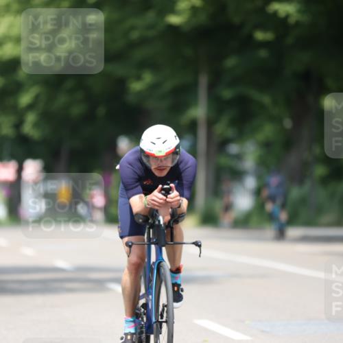 15.06.2025 - 7 Türme Triathlon Yannick Fuchs http://msf.ph/oto/8004850 15.06.2025 12:36:20 Radfahren 618, 667 meine-sportfotos.de