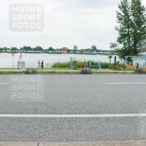 21.06.2025 - 27. Vierlanden-Triathlon H.Heesch http://msf.ph/oto/8004852 15.06.2025 13:00:42 Radfahren 742, 1098, 1148 meine-sportfotos.de
