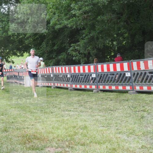 21.06.2025 - 27. Vierlanden-Triathlon KatJ http://msf.ph/oto/8004868 15.06.2025 12:58:20 Ziel 3, 11, 1034, 1035, 1036, 1037 meine-sportfotos.de