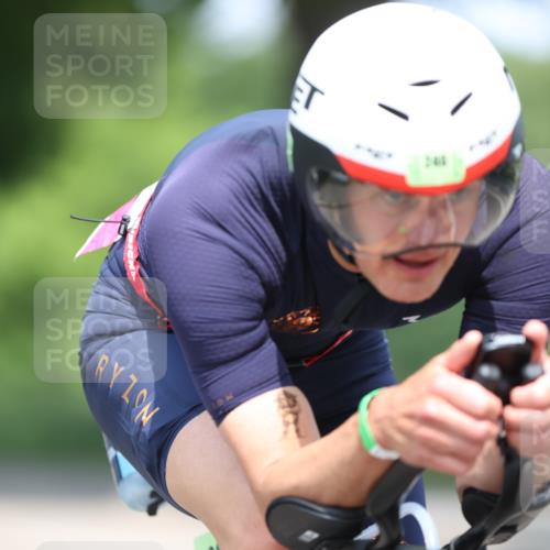 15.06.2025 - 7 Türme Triathlon Yannick Fuchs http://msf.ph/oto/8004914 15.06.2025 12:36:20 Radfahren 618, 667 meine-sportfotos.de