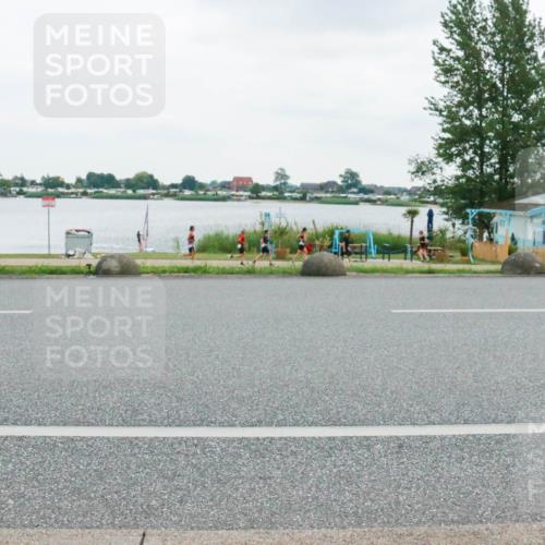 21.06.2025 - 27. Vierlanden-Triathlon H.Heesch http://msf.ph/oto/8004918 15.06.2025 13:00:47 Radfahren 742, 1098, 1104, 1108, 1148 meine-sportfotos.de