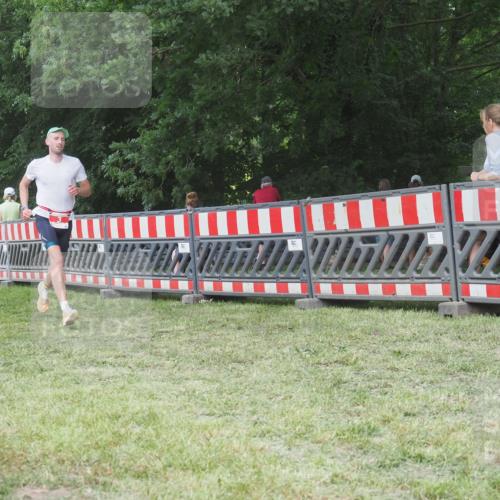 21.06.2025 - 27. Vierlanden-Triathlon KatJ http://msf.ph/oto/8004941 15.06.2025 12:58:21 Ziel 3, 11, 1034, 1035, 1036, 1037 meine-sportfotos.de