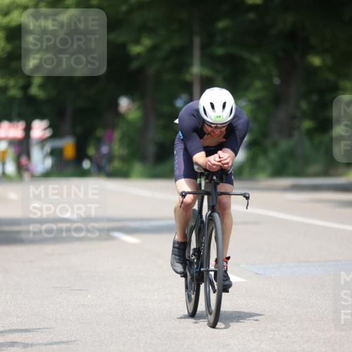 15.06.2025 - 7 Türme Triathlon Yannick Fuchs http://msf.ph/oto/8004956 15.06.2025 12:36:26 Radfahren 213, 258, 618, 670 meine-sportfotos.de