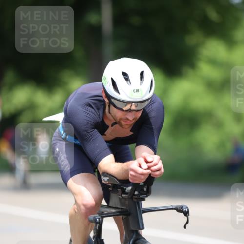 15.06.2025 - 7 Türme Triathlon Yannick Fuchs http://msf.ph/oto/8004981 15.06.2025 12:36:26 Radfahren 213, 258, 618, 670 meine-sportfotos.de