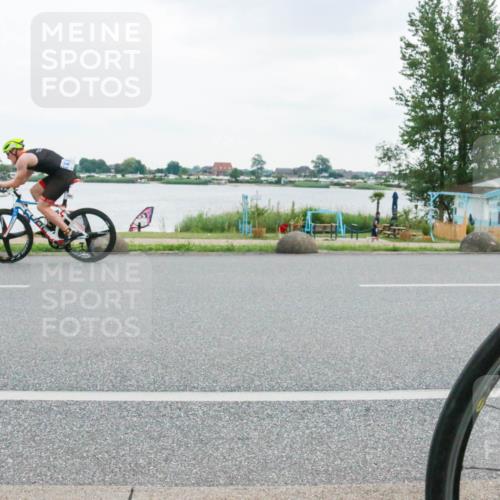 21.06.2025 - 27. Vierlanden-Triathlon H.Heesch http://msf.ph/oto/8004990 15.06.2025 13:01:08 Radfahren 1107, 1130 meine-sportfotos.de
