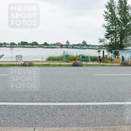21.06.2025 - 27. Vierlanden-Triathlon H.Heesch http://msf.ph/oto/8005071 15.06.2025 13:01:19 Radfahren 1097, 1113, 1132, 1149 meine-sportfotos.de