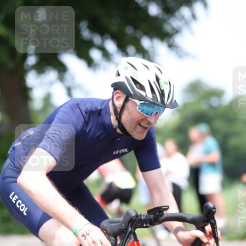 15.06.2025 - 7 Türme Triathlon Yannick Fuchs http://msf.ph/oto/8005085 15.06.2025 13:17:57 Radfahren 198, 556, 605, 645, 720, 829, 1009, 1125 meine-sportfotos.de