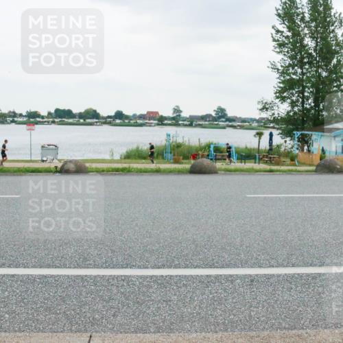 21.06.2025 - 27. Vierlanden-Triathlon H.Heesch http://msf.ph/oto/8005087 15.06.2025 13:01:21 Radfahren 1097, 1105, 1113, 1132, 1149 meine-sportfotos.de