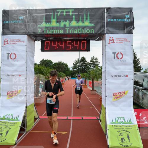 15.06.2025 - 7 Türme Triathlon Michael Strokosch http://msf.ph/oto/8005177 15.06.2025 14:45:39 Ziel 359, 457 meine-sportfotos.de