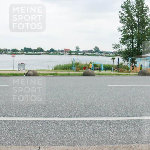 21.06.2025 - 27. Vierlanden-Triathlon H.Heesch http://msf.ph/oto/8005197 15.06.2025 13:01:32 Radfahren 1100, 1101, 1116, 1160 meine-sportfotos.de