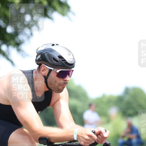 15.06.2025 - 7 Türme Triathlon Yannick Fuchs http://msf.ph/oto/8005272 15.06.2025 12:37:02 Radfahren 295 meine-sportfotos.de