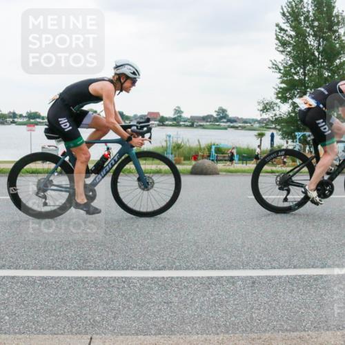 21.06.2025 - 27. Vierlanden-Triathlon H.Heesch http://msf.ph/oto/8005273 15.06.2025 13:01:56 Radfahren 1061, 1062, 1063, 1064, 1159 meine-sportfotos.de
