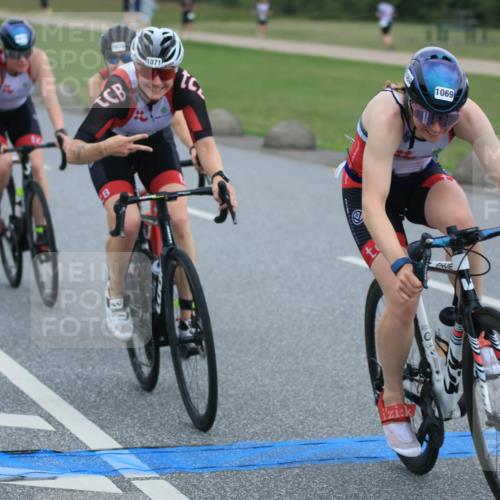 21.06.2025 - 27. Vierlanden-Triathlon H.Heesch http://msf.ph/oto/8005277 15.06.2025 13:03:31 Radfahren 1069, 1070, 1071, 1072 meine-sportfotos.de