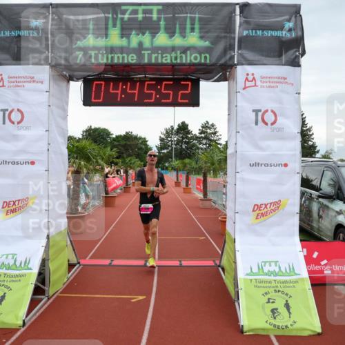15.06.2025 - 7 Türme Triathlon Michael Strokosch http://msf.ph/oto/8005288 15.06.2025 14:45:51 Ziel 306 meine-sportfotos.de
