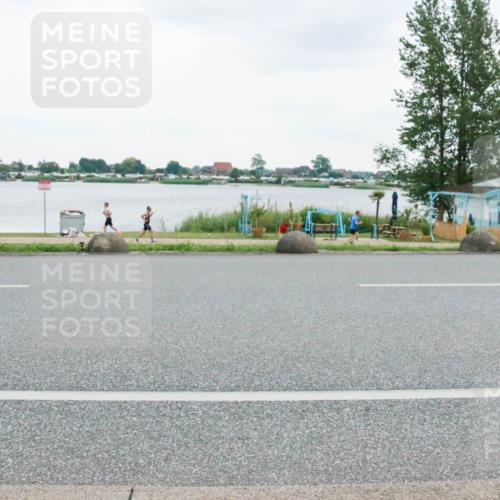 21.06.2025 - 27. Vierlanden-Triathlon H.Heesch http://msf.ph/oto/8005302 15.06.2025 13:02:07 Radfahren 1140, 1163 meine-sportfotos.de