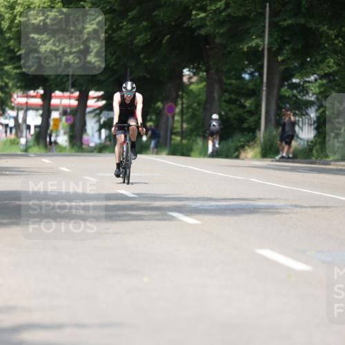 15.06.2025 - 7 Türme Triathlon Yannick Fuchs http://msf.ph/oto/8005305 15.06.2025 12:37:23 Radfahren 333, 391, 529 meine-sportfotos.de