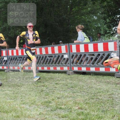 21.06.2025 - 27. Vierlanden-Triathlon KatJ http://msf.ph/oto/8005338 15.06.2025 12:58:29 Ziel 736, 1034, 1035, 1036, 1037 meine-sportfotos.de