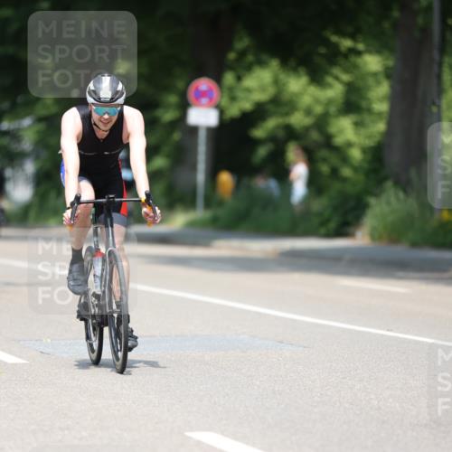 15.06.2025 - 7 Türme Triathlon Yannick Fuchs http://msf.ph/oto/8005364 15.06.2025 12:37:26 Radfahren 333, 391, 529 meine-sportfotos.de