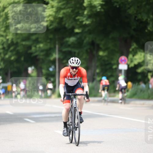 15.06.2025 - 7 Türme Triathlon Yannick Fuchs http://msf.ph/oto/8005374 15.06.2025 13:18:11 Radfahren 408, 878, 1094 meine-sportfotos.de