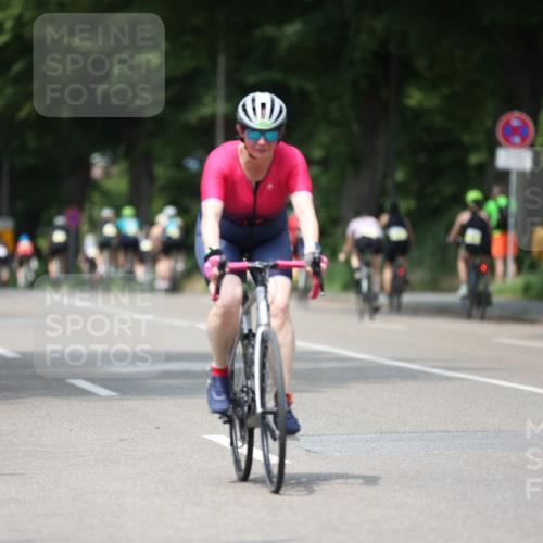 15.06.2025 - 7 Türme Triathlon Yannick Fuchs http://msf.ph/oto/8005434 15.06.2025 13:18:19 Radfahren 408, 540, 728, 1013 meine-sportfotos.de