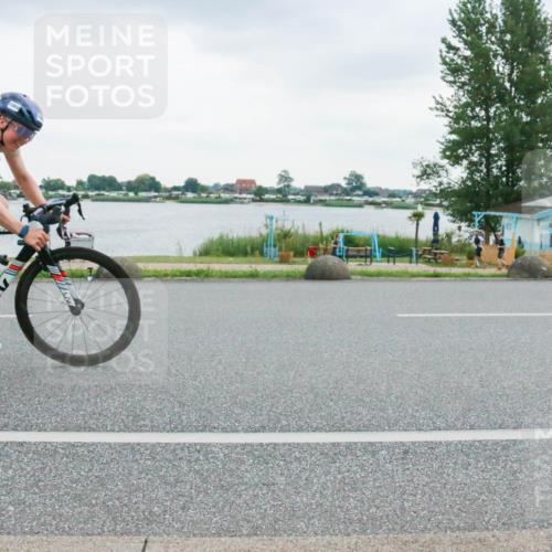 21.06.2025 - 27. Vierlanden-Triathlon H.Heesch http://msf.ph/oto/8005439 15.06.2025 13:03:32 Radfahren 1069, 1070, 1071, 1072 meine-sportfotos.de