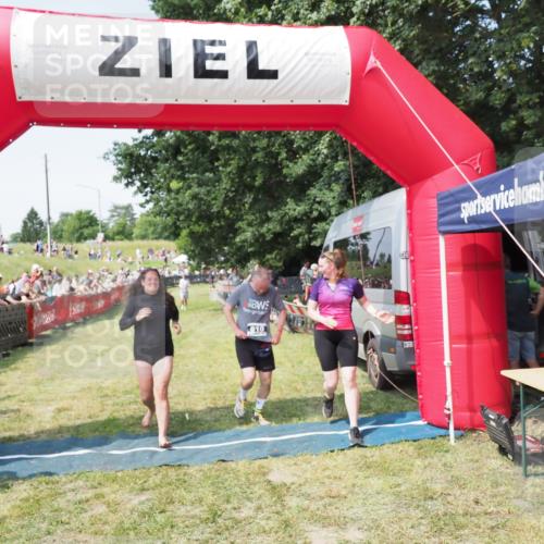 21.06.2025 - 27. Vierlanden-Triathlon MichiJ http://msf.ph/oto/8005478 15.06.2026 11:30:53 Ziel 610 meine-sportfotos.de