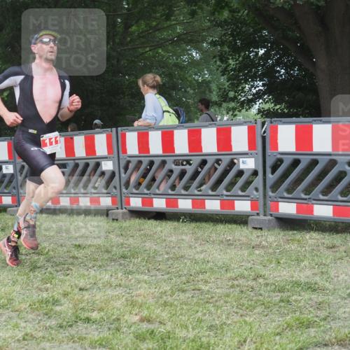21.06.2025 - 27. Vierlanden-Triathlon KatJ http://msf.ph/oto/8005494 15.06.2025 12:58:40 Ziel 111, 122, 662, 995, 996, 997, 998, 1010, 1011, 1012 meine-sportfotos.de